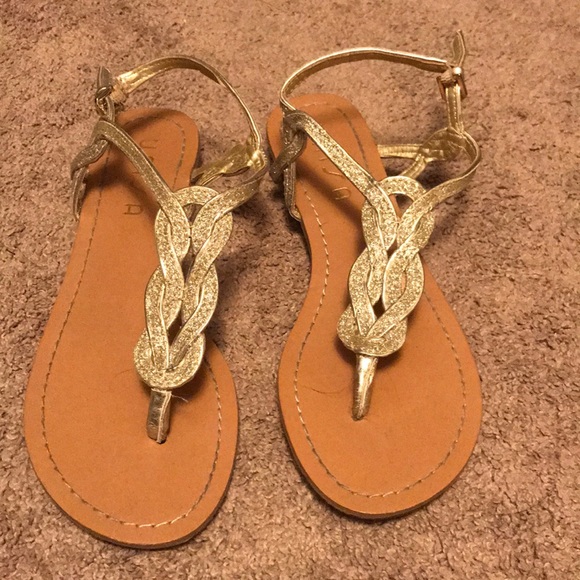 Sandals - Picture 2 of 3